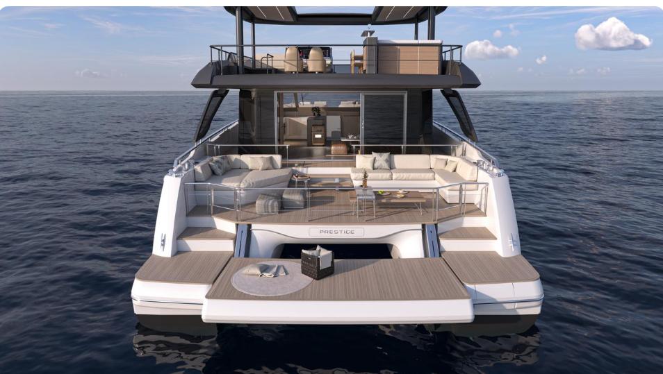 PRESTIGE M7 · CATAMARAN — 3